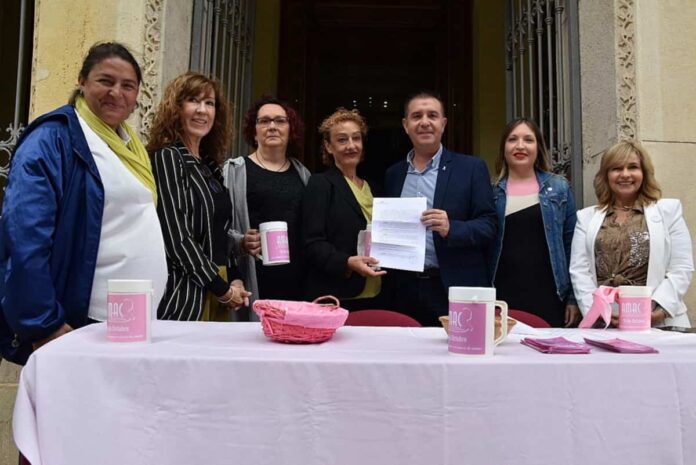 cabanero-cuestacion-amac-dia-cancer-mama-albacete.jpeg