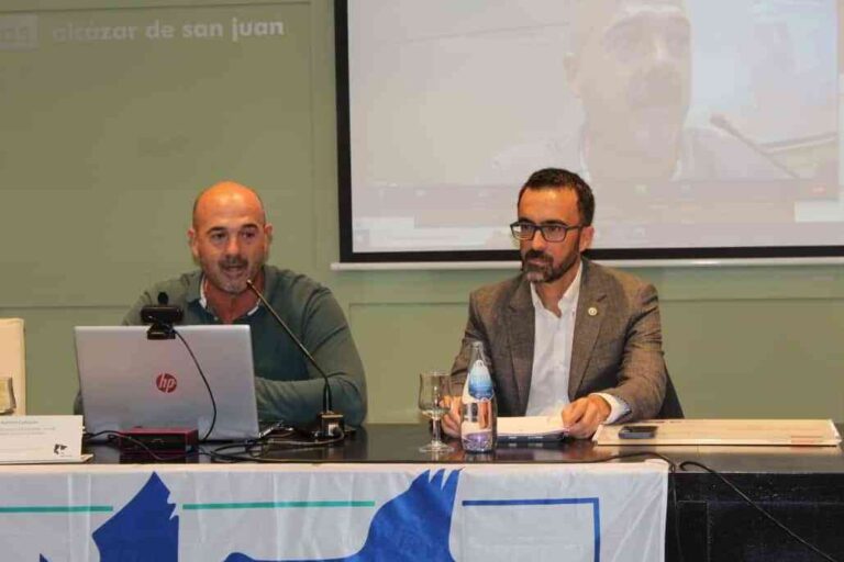 Quedan inauguradas las jornadas “Metodologías de evaluación daños a la agricultura” centradas en los conejos