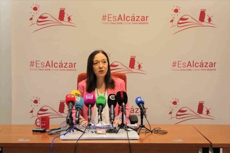 Rosa Melchor presenta los presupuestos municipales de 2023  que dan continuidad a la estabilidad y solvencia municipal
