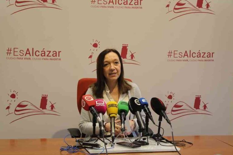 Rosa Melchor anuncia los detalles del encendido de luces navideño 2022