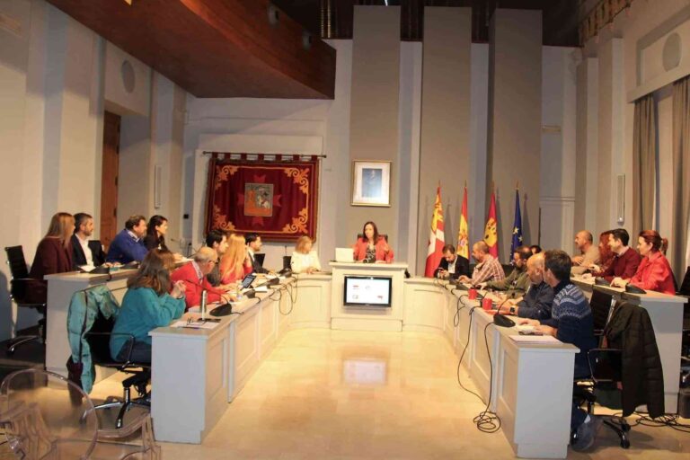 Aprobado el calendario fiscal en el Pleno con rechazo de dos mociones de la oposición