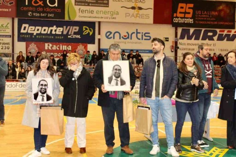 Emotivo partido de baloncesto en homenaje a Álex Beamud