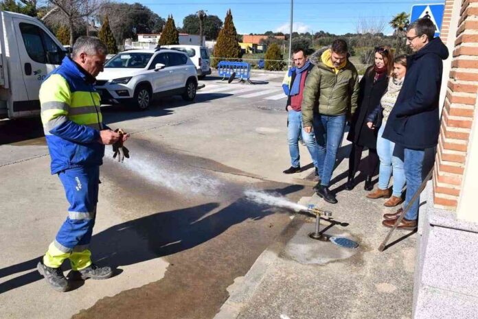 Gamonal-recibe-mejoras-en-su-red-de-abastecimiento-de-agua.jpg