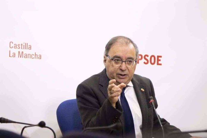 PSOE-pregunta-a-Nunez-si-sigue-pensando-pactar-con-Vox.jpg