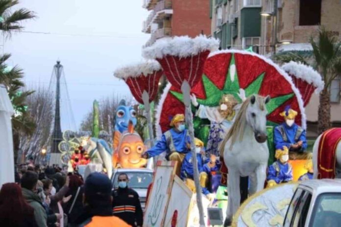 cabalgata-de-reyes-magos-en-manzanares.jpg