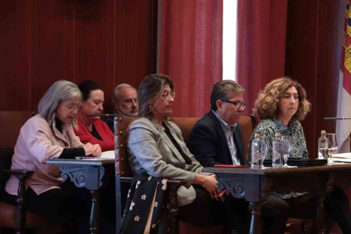 aprobado-convenio-construccion-centro-educacion-adultas-manzanares.jpg