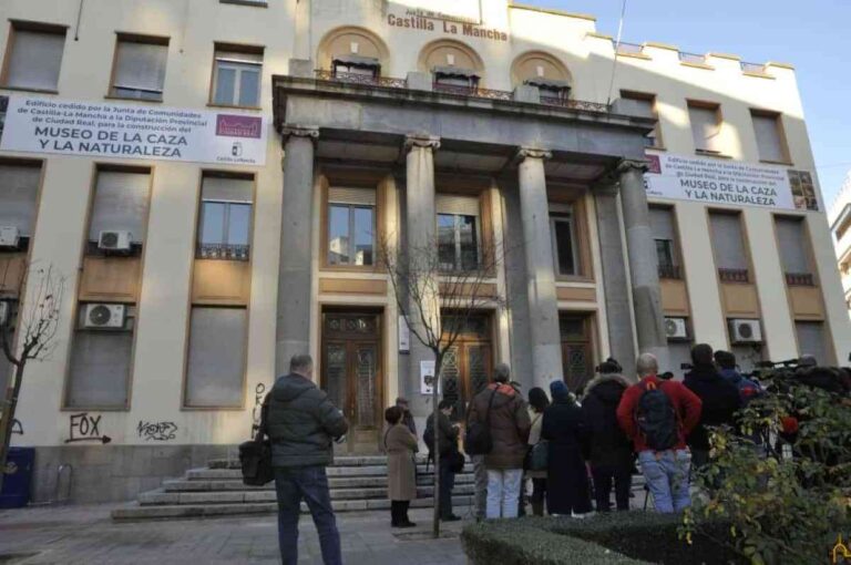El edificio de Sanidad acogerá el futuro Museo de la Caza y de la Naturaleza de Ciudad Real el que se espera nazca como referente a nivel nacional e internacional El edificio de Sanidad acogerá el futuro Museo de la Caza y de la Naturaleza de Ciudad Real el que se espera nazca como referente a nivel nacional e internacional