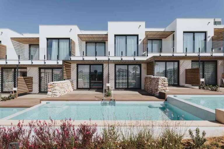 Descubre la cercanía de Barceló Nura a una de las mejores playas de Europa