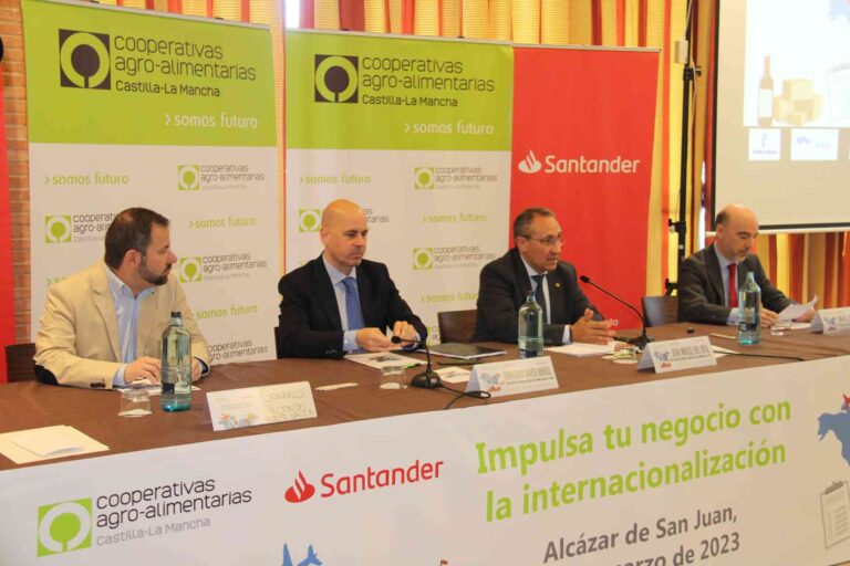 Gonzalo Redondo acompaña al director general de Empresas en una jornada sobre internacionalización de Cooperativas Agroalimentarias