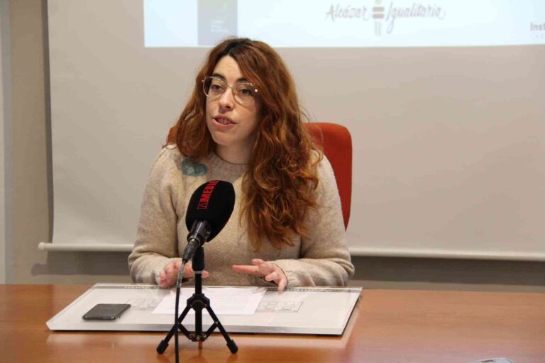 El programa “Transición a la Vida Activa 2023” del Ayuntamiento de Alcázar de San Juan incluye 5 becas para empresas