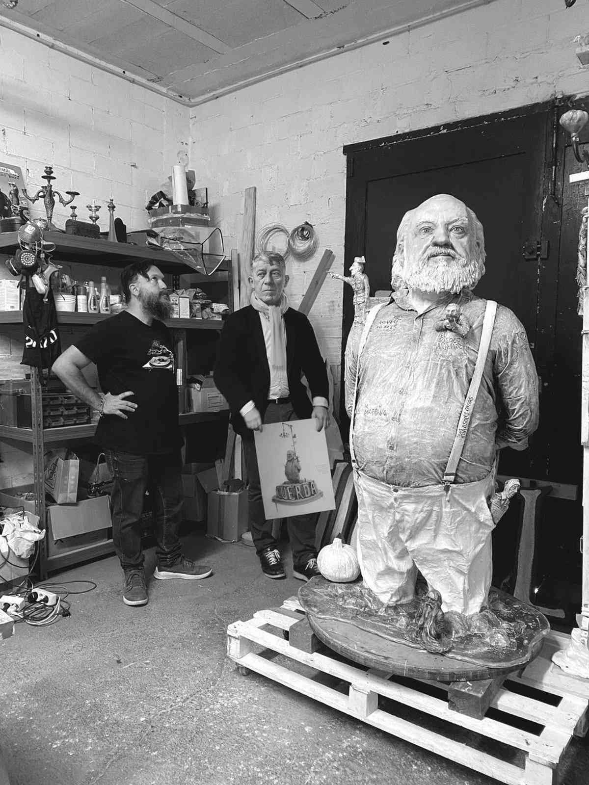 La Obra De Jos Luis Serzo En Albacete Honrando A Cuerda Est Enraizada 