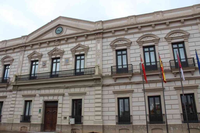 Elecciones Municipales y Autonómicas: Incremento en la Participación de Votantes en Alcázar de San Juan