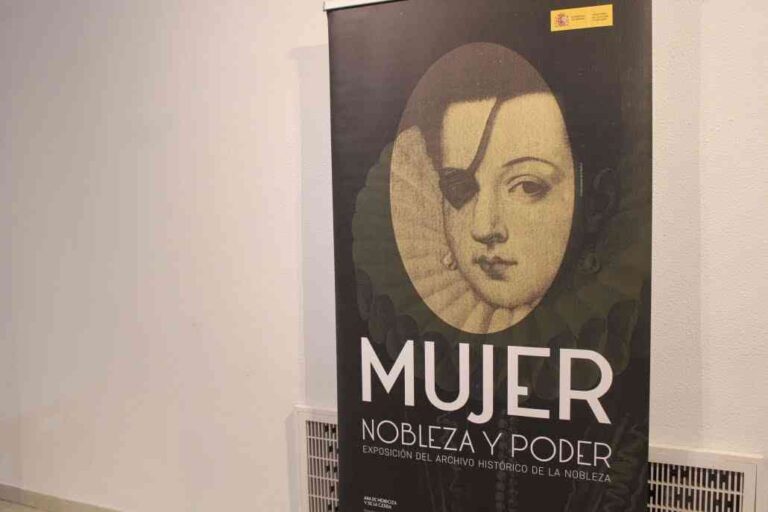 Inaugurada en el Museo Municipal la exposición “Mujer, nobleza y poder”