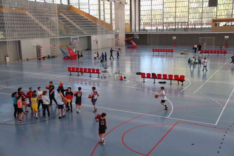 Alrededor de 100 personas participan en el Campus de Semana Santa del Grupo76 Alkasar