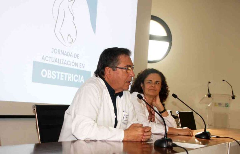 Más de medio centenar de profesionales sanitarios actualizan conocimientos sobre Obstetricia en el Hospital Mancha Centro
