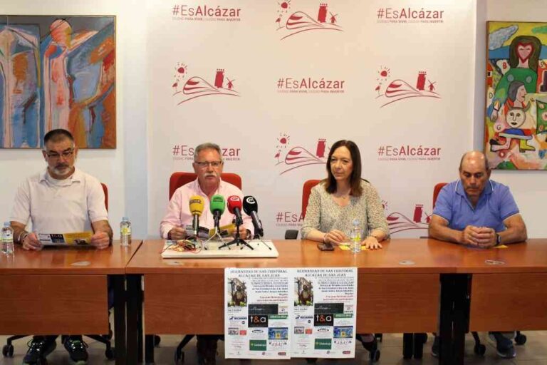 Presentado el X Concurso de Cuentos Escolares “El tráfico desde el ojo escolar” de la Hermandad de San Cristóbal