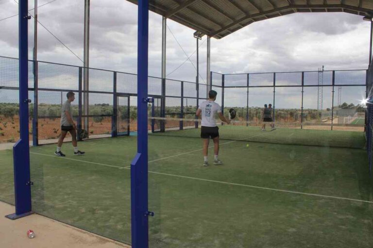Fin de semana intenso de pádel en Quintanar de la Orden