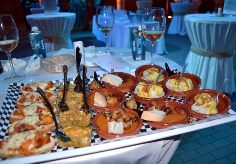 Las “sugerencias de armonía” de Calatrava Sabor comienzan a enriquecer el Festival de Teatro Clásico de Almagro con sus degustaciones gastronómicas