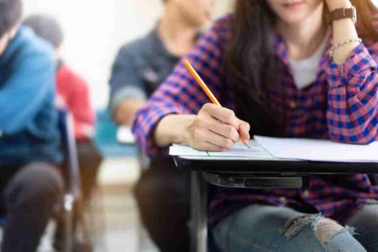 ANPE pide a la consejería de educación que atienda las demandas de los tribunales de oposición