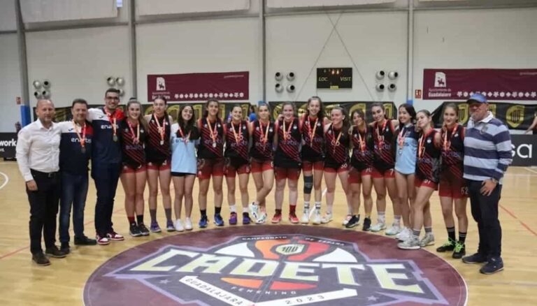 El Cadete Femenino del Grupo 76 Alkasar logra una histórica victoria en el Campeonato de España de Baloncesto