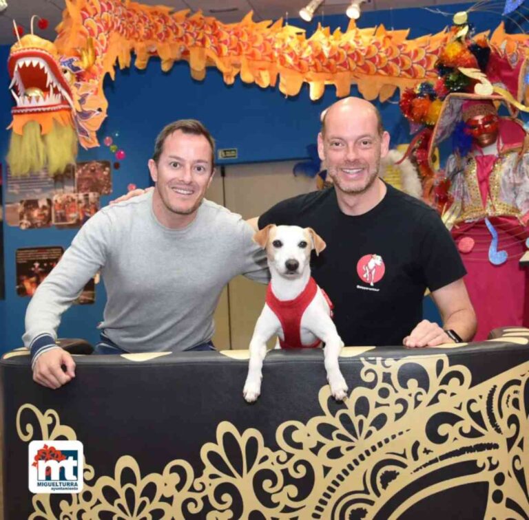 Pipper el primer perro turista que ha dado la vuelta a España y protagonista de “Pipper en Ruta” de TVE visitó Miguelturra