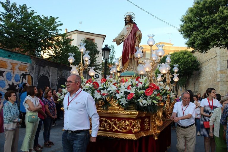Celebración de la Fiesta del Sagrado Corazón de Jesús en Quintanar