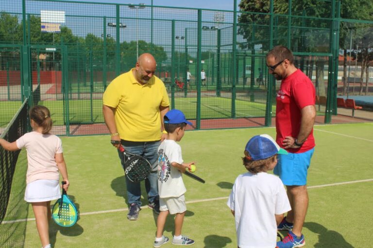 Arranca el Campus de Tenis y Pádel organizado por el Instituto Municipal de Deportes
