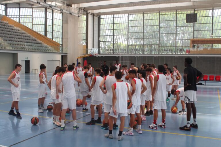 La tercera edición del prestigioso Campus de Baloncesto ‘Alcázar Ballers’ cuenta con dos jugadores de Liga ACB