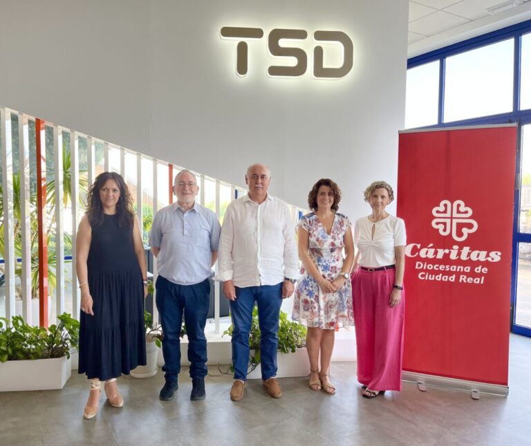 Grupo TSD International firma un convenio de colaboración con Cáritas Diocesana de Ciudad Real en favor del empleo