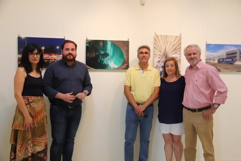 Muestra del II Concurso de Fotografía Industrial de Aempoman en la BPM Lope de Vega de Manzanares hasta el 15 de agosto