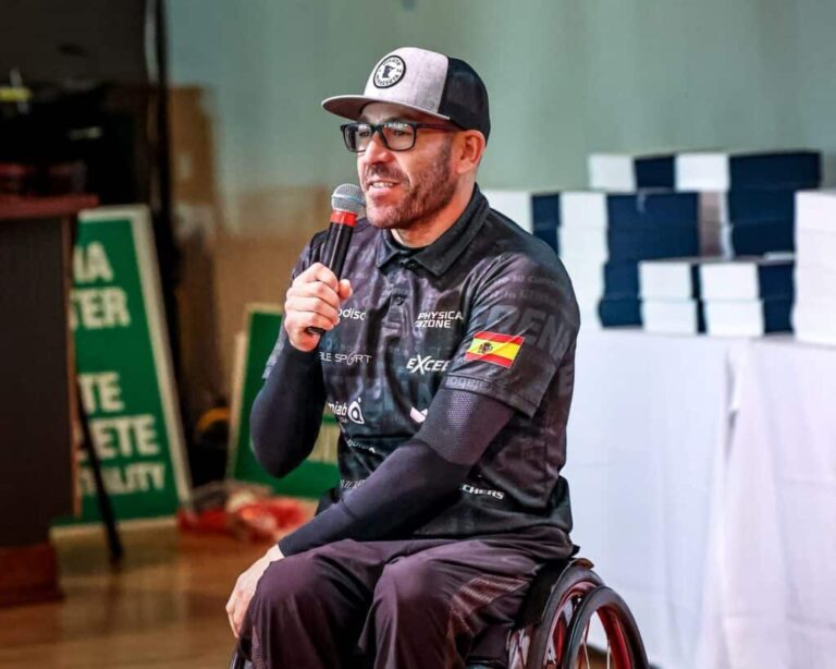 Rafael Botello de Amiab se lleva a casa el prestigioso premio Ron Daws de la Grandmas Marathon de Duluth