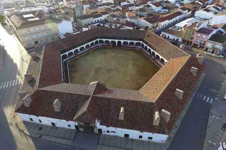La escuela taurina de Toledo también vulnera una recomendación sobre protección de la infancia