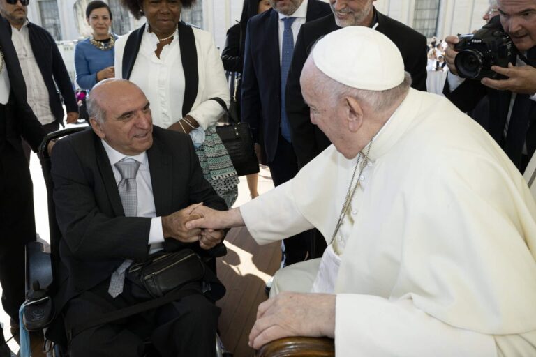 El presidente de Castilla-la Mancha inclusiva Cocemfe es elegido directamente por el Papa Francisco