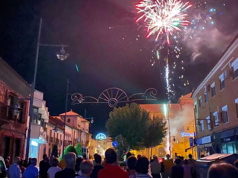 La Concejalía de Festejos informa sobre la pólvora y el aparcamiento para la Feria y Fiestas 2023