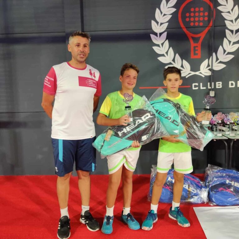 Mario Iniesta excelente en el Campeonato de Pádel Regional Infantil de Campo de Criptana