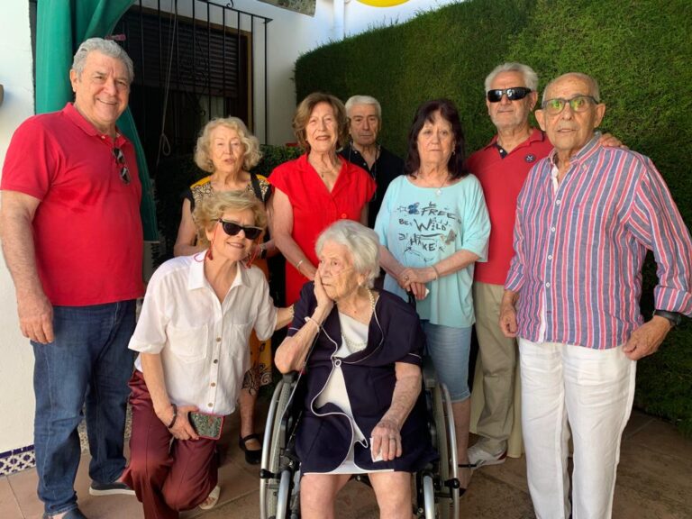 Quintanar de la Orden homenajea a Piedad Iniesta en su 104 cumpleaños
