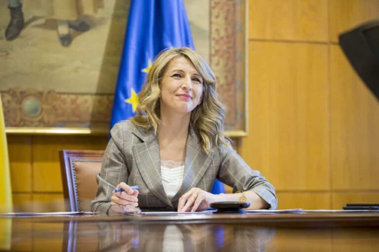 Yolanda Díaz ataca a Feijóo y Trias: ¡El fin de la era de la austeridad!