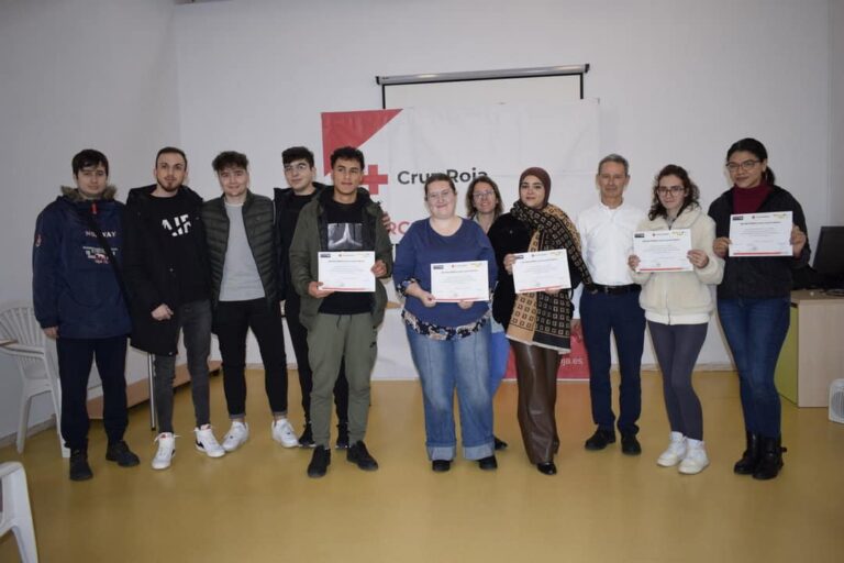 Cruz Roja en Alcázar de San Juan forma a 20 personas desempleadas en  actividades auxiliares de almacén