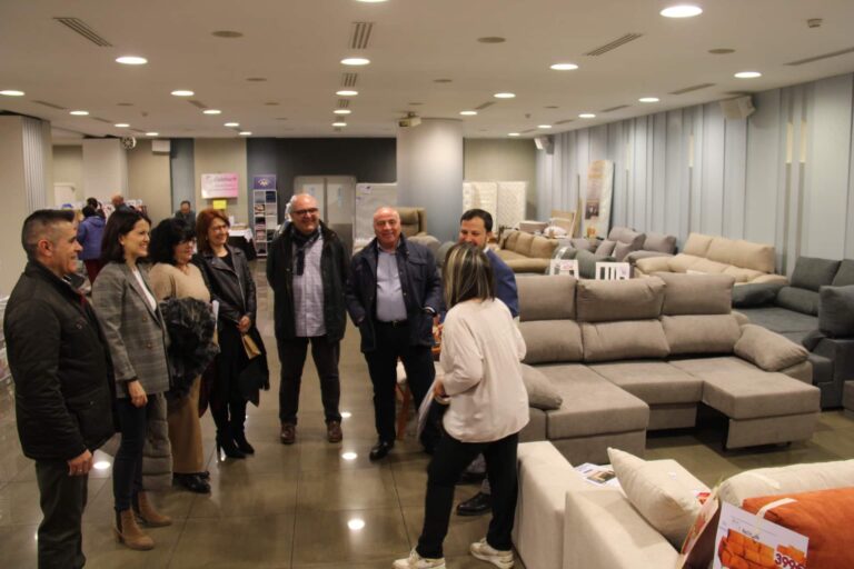 Arranca Alcázar Outlet con 900 metros cuadrados de ofertas inmejorables en los Salones Mabel