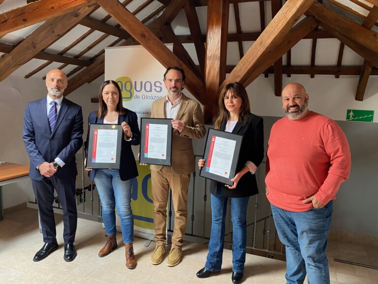 Aguas de Alcázar consigue los certificados de calidad del Sistema integrado del Ciclo hidráulico de las ISOS 9001, 14001 Y 45001