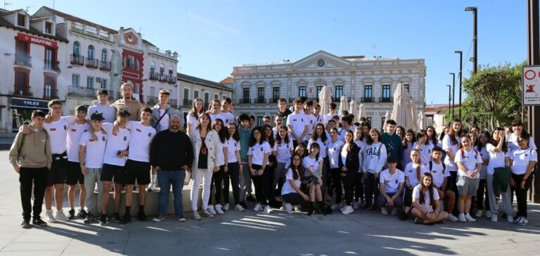 Más de 90 estudiantes del IES María Zambrano participan en una jornada que relaciona la actividad física con la salud mental