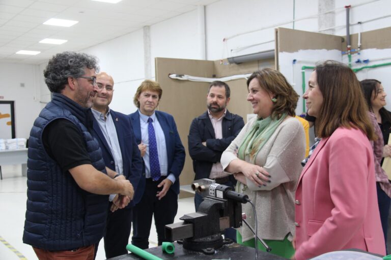 Patricia Franco destaca la labor del Centro T-Formamos en su visita a Alcázar de San Juan