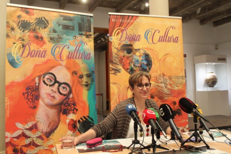 La Concejala de Cultura Desvela una Vibrante Agenda de ‘Escenarios de Verano 2024’ con Más de 25 Espectáculos Imperdibles