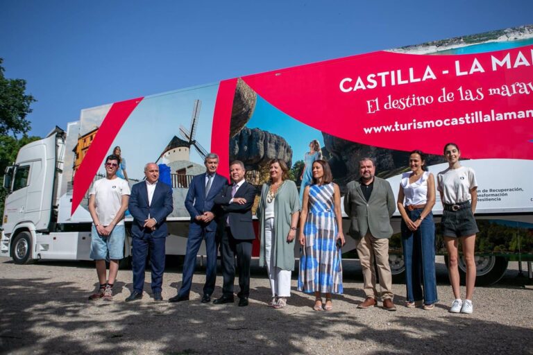 Caravana Turística de Castilla-La Mancha Inicia Ruta Promocional por Andalucía, Murcia y Comunidad Valenciana