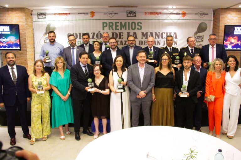 Onda Cero Galardona lo Mejor de la Región en la XXXI Edición de los Premios ‘Corazón de la Mancha’ en Alcázar de San Juan