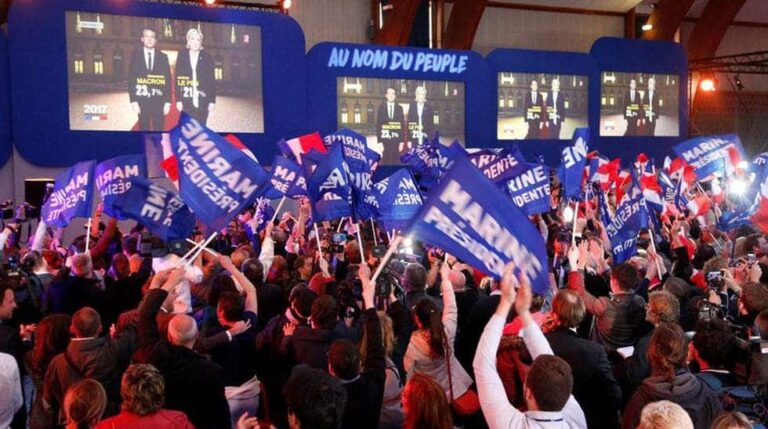 Pedro Sánchez celebra el triunfo del Nuevo Frente Popular en Francia