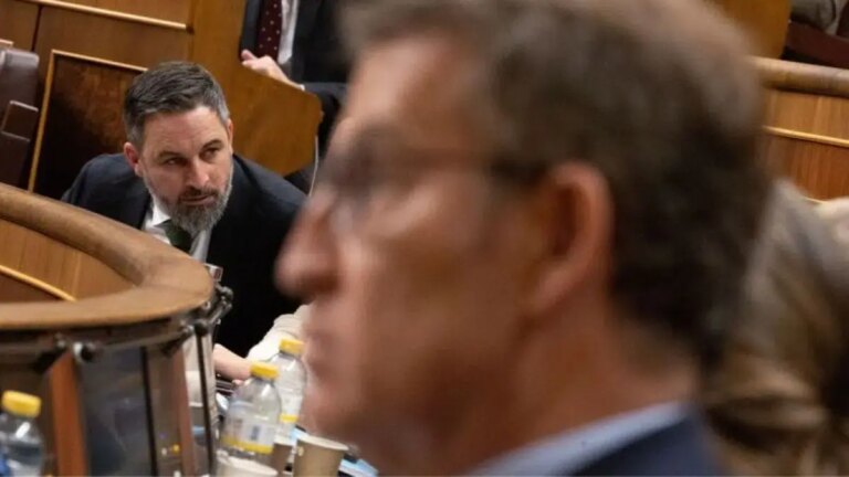 Alvise desata la polémica al romper la alianza entre PP y VOX