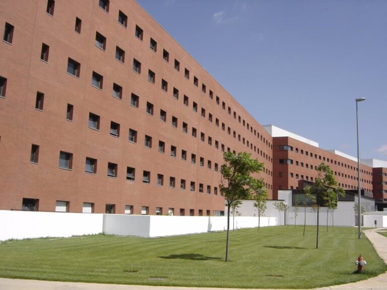 Herido un menor de 16 años en patinete al chocar contra un coche en Ciudad Real