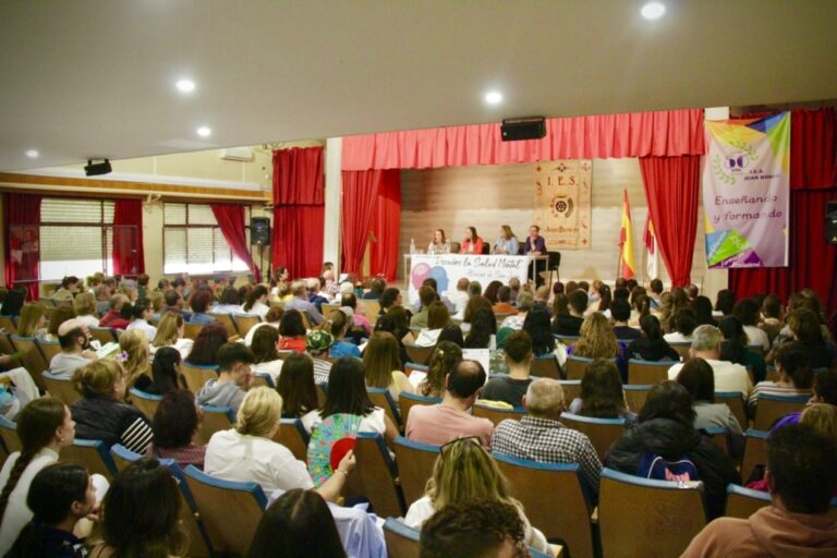 Revelando la Importancia de la Salud Mental: las Jornadas ‘Descubre la Salud Mental’ Regresan con Éxito al IES Juan Bosco