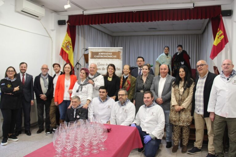 Alcázar triunfa en la capital con las XX Jornadas del Guiso de Bodas de Camacho